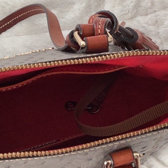 Dooney and Bourke grey ostrich leather handbag. EUC! - Picture 3 of 8